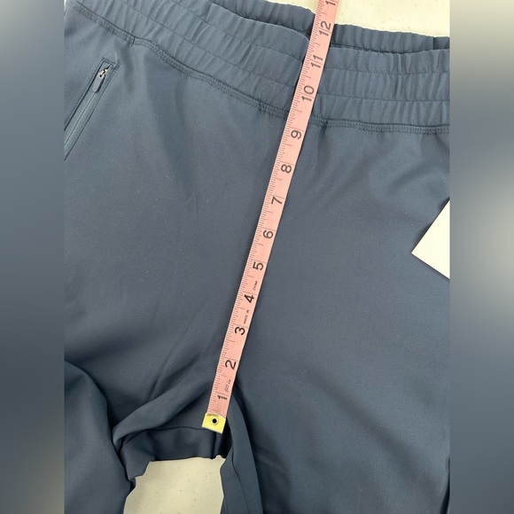 Beyond Yoga City Chic Wide Leg Cargo Pants Navy JetStretch Athleisure NWT XS - Picture 7 of 13